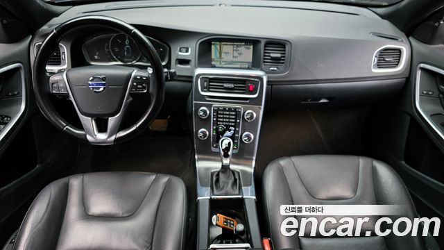 Volvo S60 2015 — photo 7