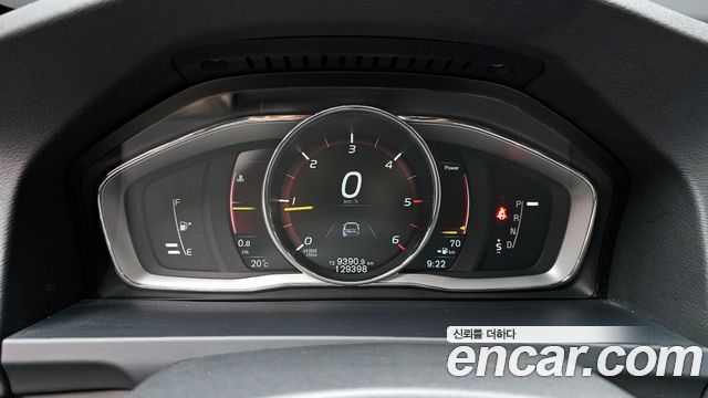 Volvo S60 2015 — photo 8