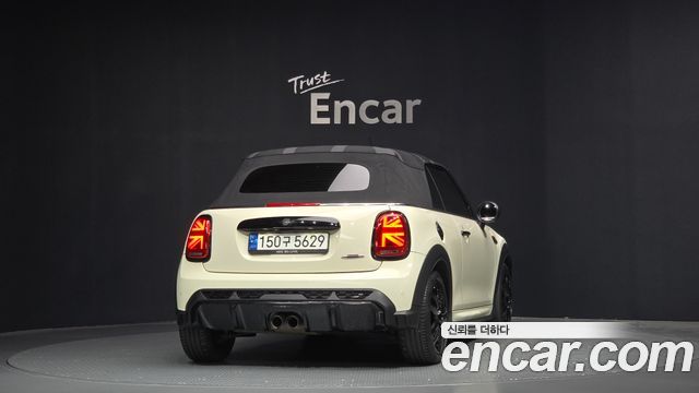 Mini Cooper Convertible 2022 — photo 4