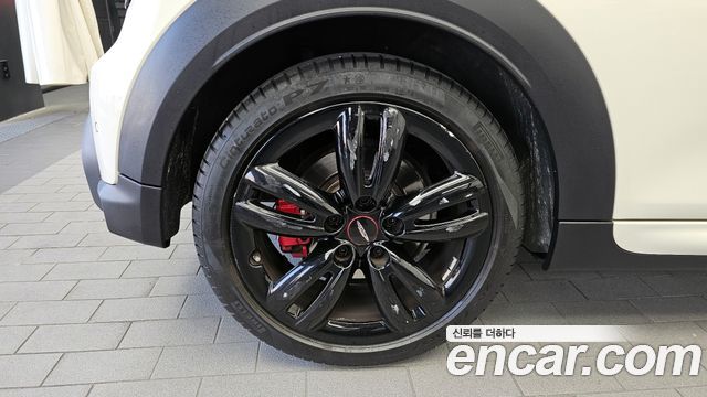 Mini Cooper Convertible 2022 — photo 5