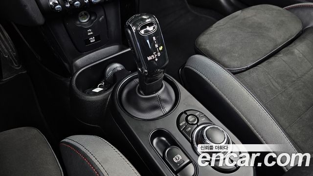 Mini Cooper Convertible 2022 — photo 9