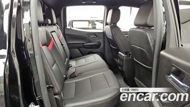 Chevrolet Korea Colorado 2024 — photo 12