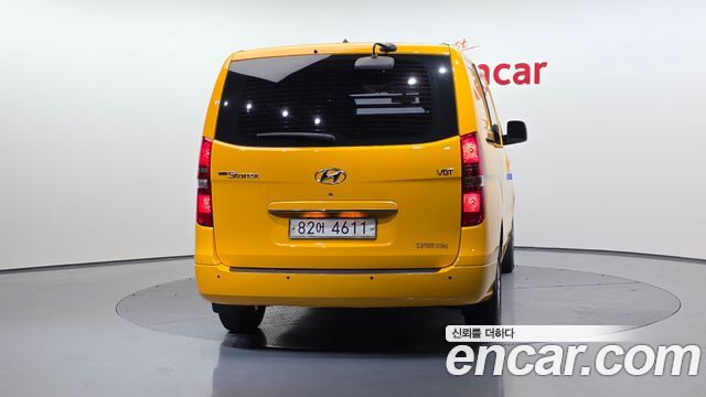 Hyundai Starex 2019 — photo 4