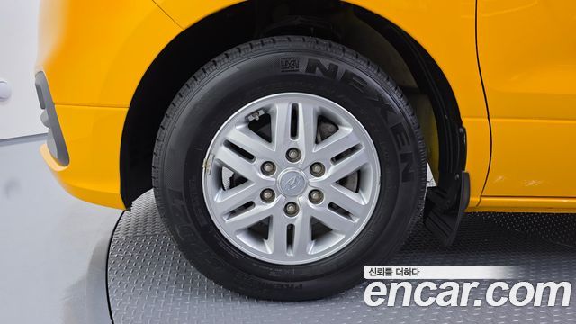 Hyundai Starex 2019 — photo 5