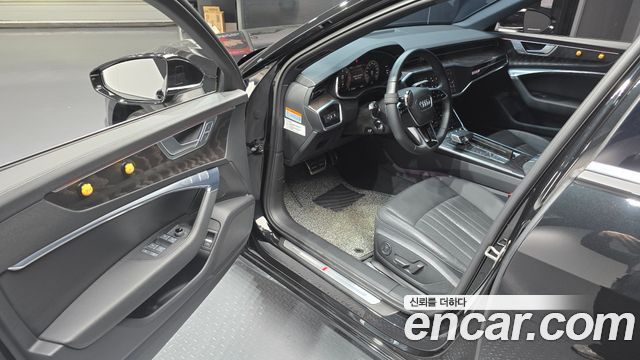 Audi A6 2021 — photo 11