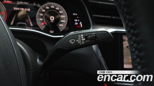 Audi A6 2021 — photo 17