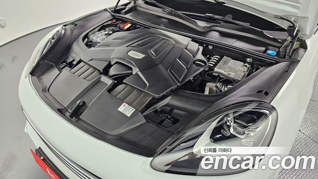 Porsche Cayenne 2020 — photo 6