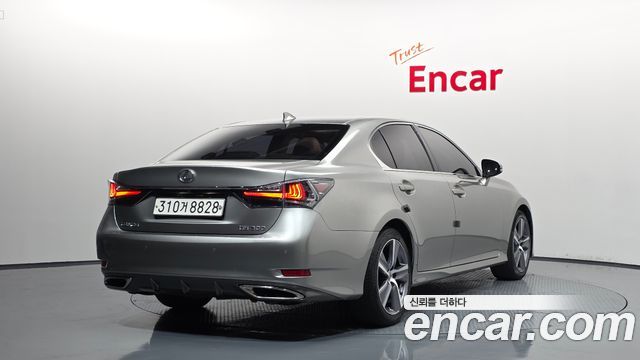 Lexus GS 2018 — photo 2