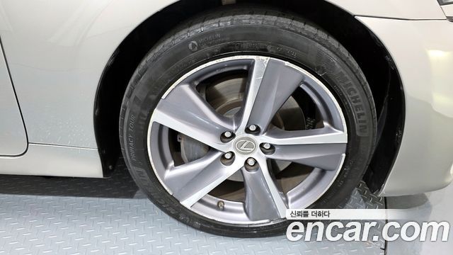 Lexus GS 2018 — photo 5