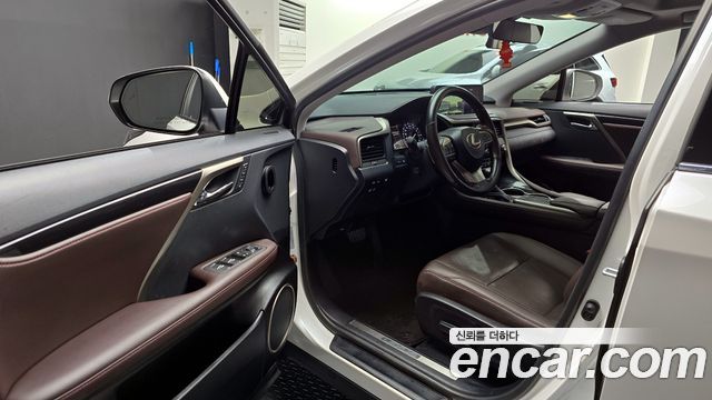 Lexus RX 2021 — photo 10