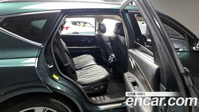 Genesis GV80 2020 — photo 12