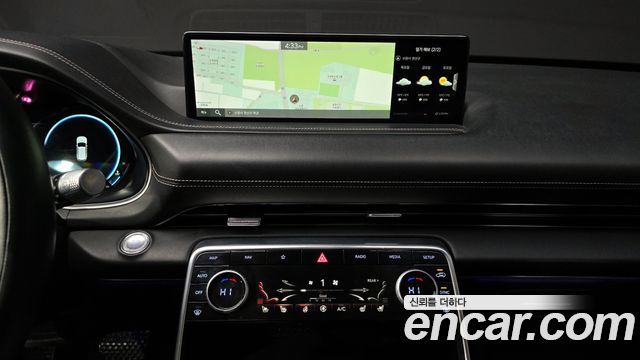 Genesis GV80 2020 — photo 14
