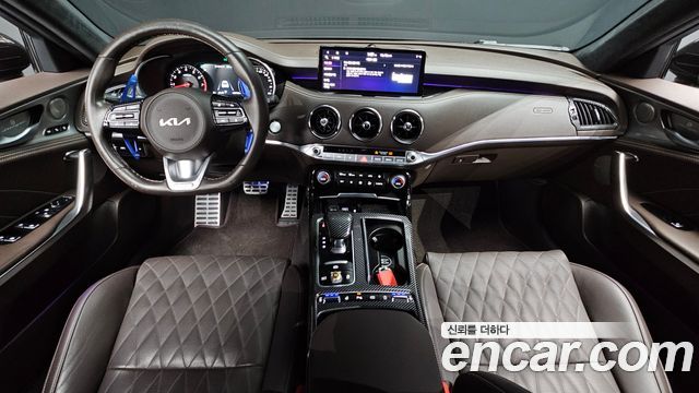 Kia Stinger 2022 — photo 7