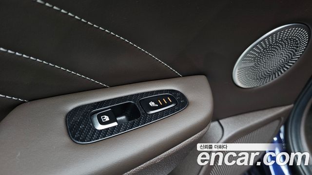 Kia Stinger 2022 — photo 19