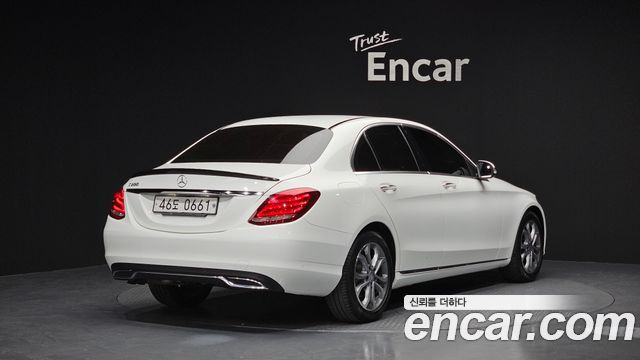 Mercedes-Benz C-Class 2017 — photo 2