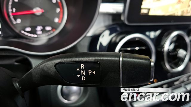Mercedes-Benz C-Class 2017 — photo 9