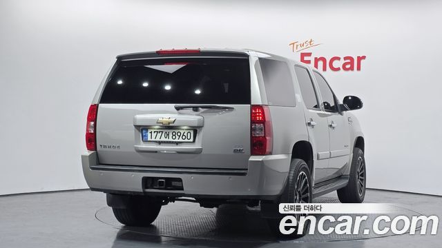 Chevrolet Tahoe 2008 — photo 2