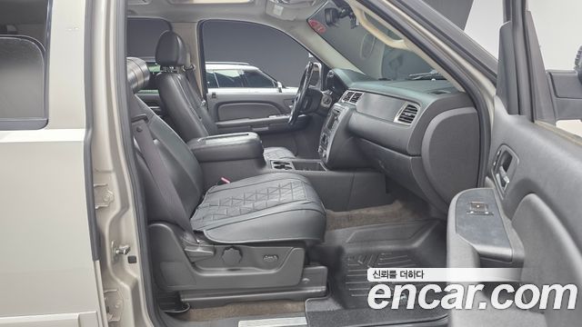Chevrolet Tahoe 2008 — photo 10