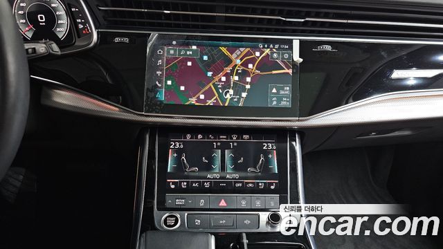 Audi Q7 2021 — photo 14