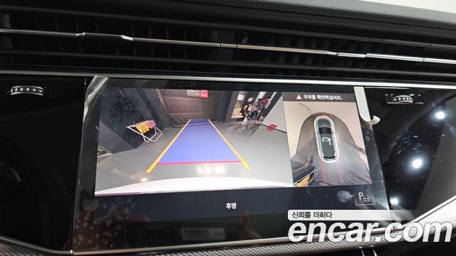Audi Q7 2021 — photo 15