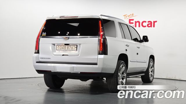 Cadillac Escalade 2020 — photo 2