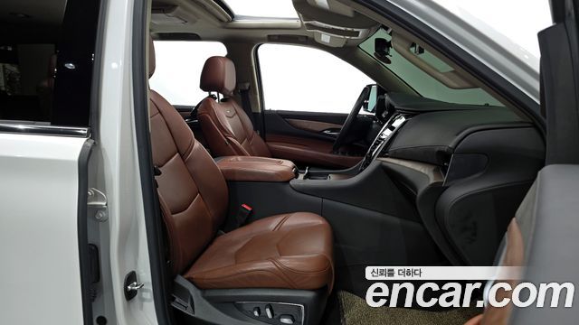 Cadillac Escalade 2020 — photo 10