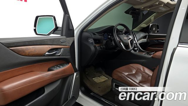 Cadillac Escalade 2020 — photo 11