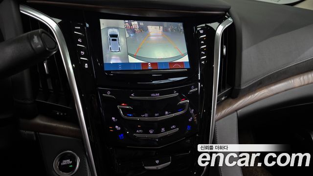 Cadillac Escalade 2020 — photo 15