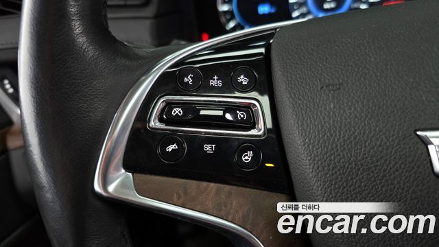Cadillac Escalade 2020 — photo 19