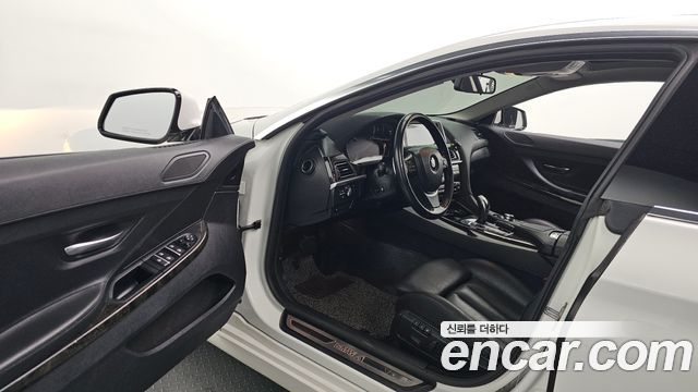 BMW 6-Series 2014 — photo 11