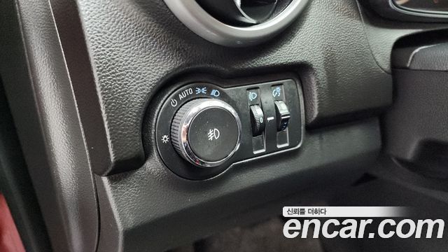 Chevrolet Korea Trax 2014 — photo 17