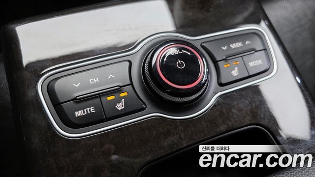 Kia K7 2013 — photo 19