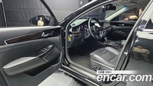 Kia K7 2019 — photo 10