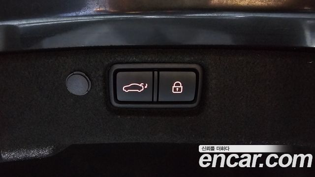 Kia K7 2019 — photo 20