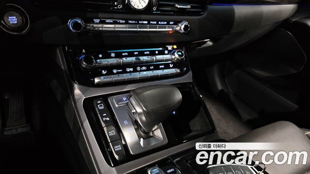 Genesis EQ900 2016 — photo 9