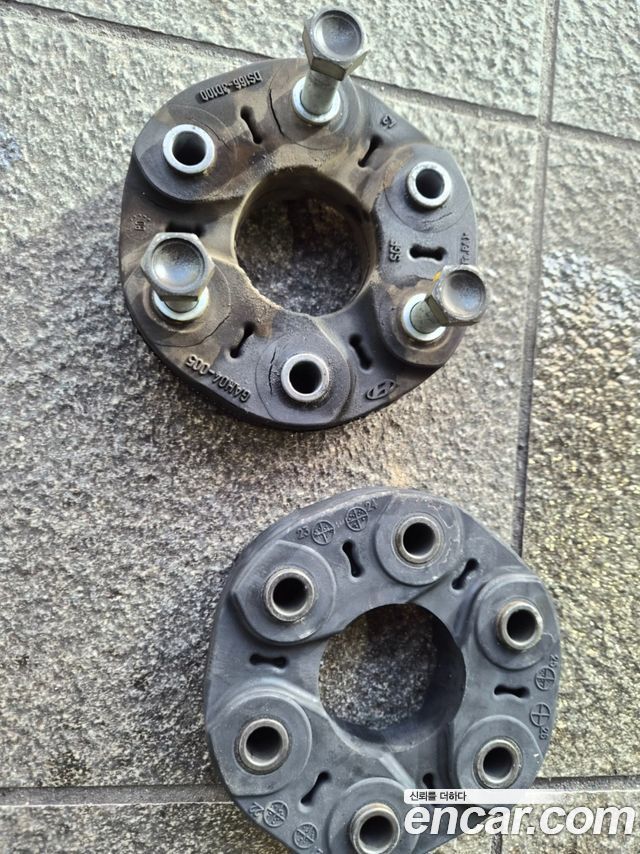 Genesis EQ900 2016 — photo 18