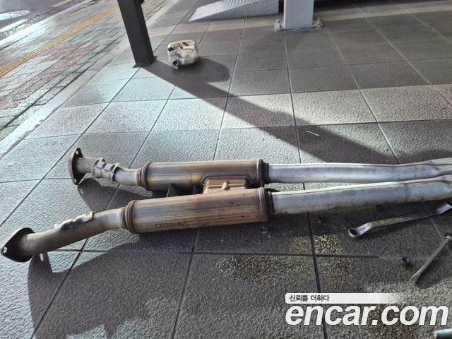Genesis EQ900 2016 — photo 20