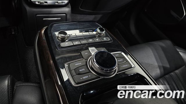 Genesis EQ900 2018 — photo 16