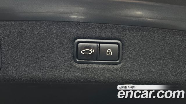 Genesis EQ900 2018 — photo 20