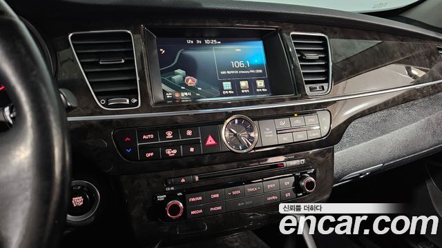 Kia K9 2017 — photo 17