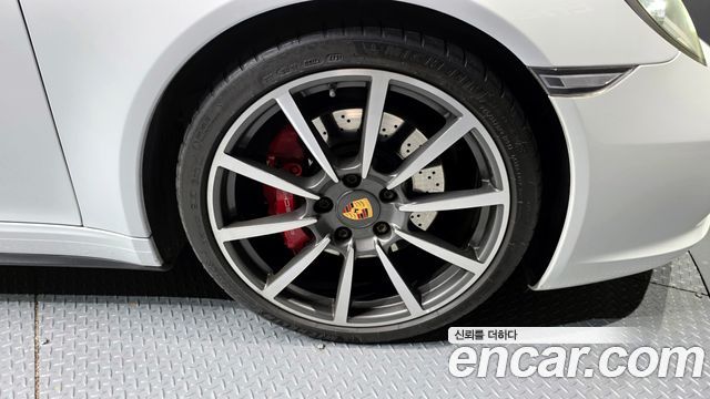 Porsche 911 2017 — photo 5