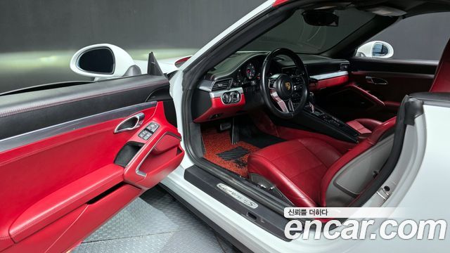 Porsche 911 2017 — photo 10