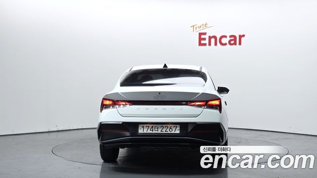 Hyundai AVANTE 2024 — photo 4