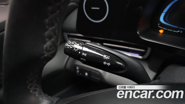 Hyundai AVANTE 2024 — photo 19