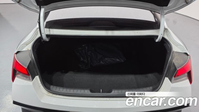 Hyundai AVANTE 2024 — photo 20