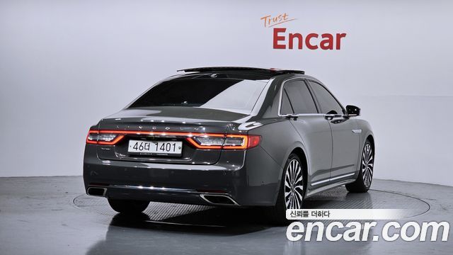 Lincoln Continental 2017 — photo 2