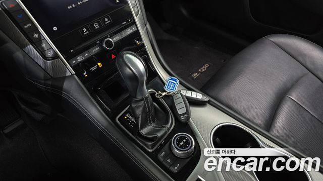 Infiniti Q50 2014 — photo 9