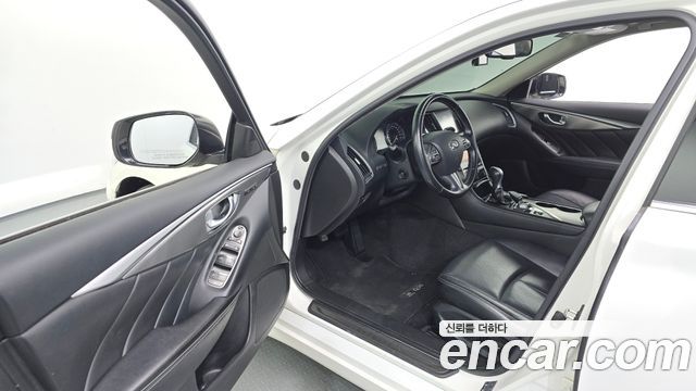 Infiniti Q50 2014 — photo 10