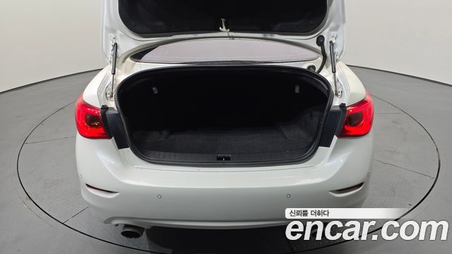 Infiniti Q50 2014 — photo 20