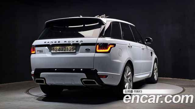 Land Rover Range Rover Sport 2019 — photo 2